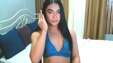 Snapshot of zoey_pleasure chatting on 11-25-25, 06:46 zoey online show from 11-25-25, 06:46