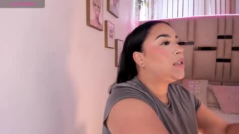 Snapshot of zoey_thommpson chatting on 11-03-25, 07:48 zoey thommpson online show from 11-03-25, 07:48