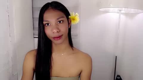 Snapshot of zoeygorgeous19 chatting on 02-03-25, 06:49 zoey online show from 02-03-25, 06:49