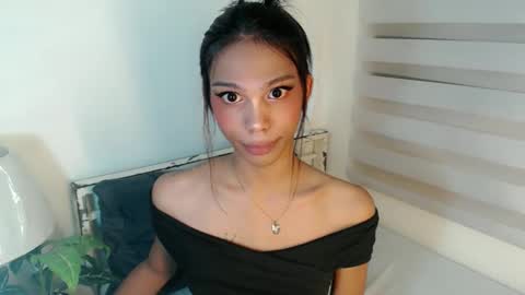 Snapshot of zoeygorgeous19 chatting on 11-20-25, 09:09 zoey online show from 11-20-25, 09:09