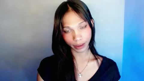 Snapshot of zoeygorgeous19 chatting on 04-28-26, 07:35 zoey online show from 04-28-26, 07:35