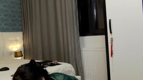 Zoey online show from 02-21-25, 01:33