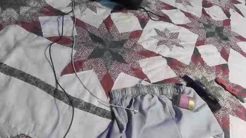 Snapshot of zoeyportland chatting on 02-17-26, 06:10 Zoey Portland online show from 02-17-26, 06:10