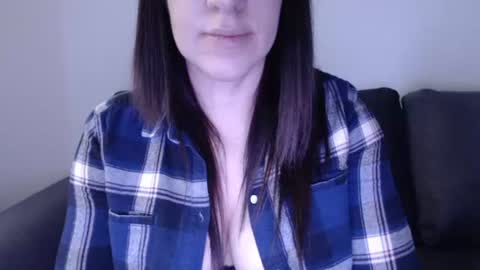 zoibee online show from 12-04-24, 08:12