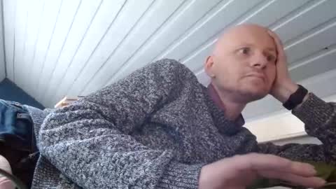 Snapshot of zolexthomas chatting on 02-19-25, 03:49 zolexthomas online show from 02-19-25, 03:49