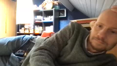 Snapshot of zolexthomas chatting on 10-14-25, 02:18 zolexthomas online show from 10-14-25, 02:18