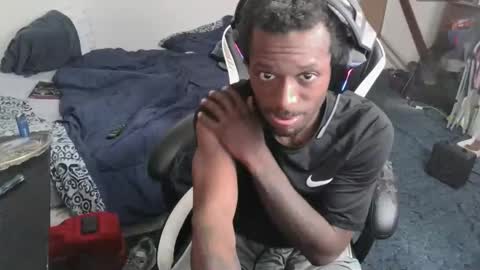 zoneingout online show from 03-03-26, 04:18