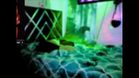 Snapshot of zooee_01 chatting on 02-04-26, 11:09 Zoee online show from 02-04-26, 11:09