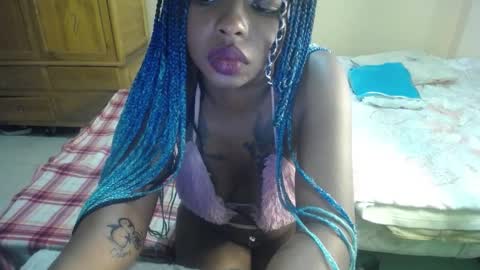 Zooe online show from 02-18-25, 04:48