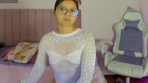 Zoe online show from 04-13-26, 12:32