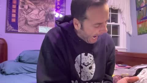 Snapshot of zorakload chatting on 10-28-25, 03:43 Jesse online show from 10-28-25, 03:43