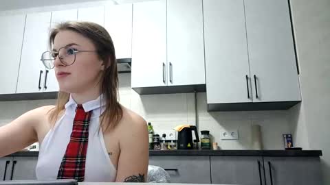 zoriana20 online show from 11-11-25, 09:04