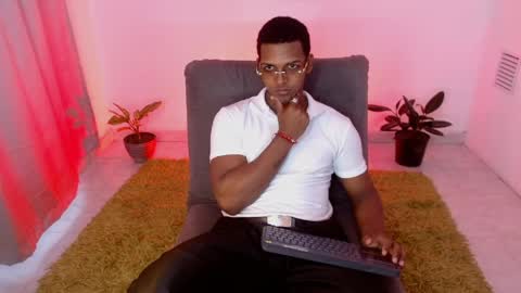 Snapshot of zoriel_derox chatting on 05-24-26, 06:13 Zoriel online show from 05-24-26, 06:13