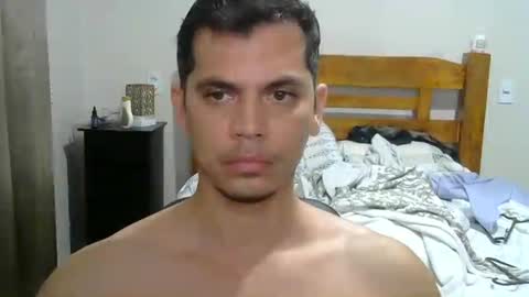zoro_00 online show from 06-13-26, 02:48