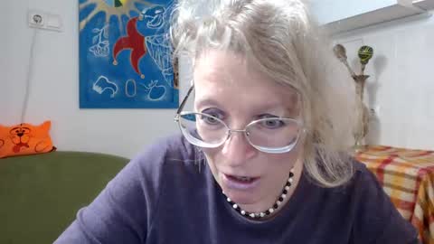 Snapshot of zosya1111 chatting on 01-31-25, 03:44 Zosya1111 online show from 01-31-25, 03:44