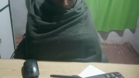 Snapshot of zoyakhan803 chatting on 02-17-25, 03:15 zoyakhan803 online show from 02-17-25, 03:15