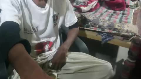 Snapshot of zoyakhan803 chatting on 03-09-25, 11:03 zoyakhan803 online show from 03-09-25, 11:03