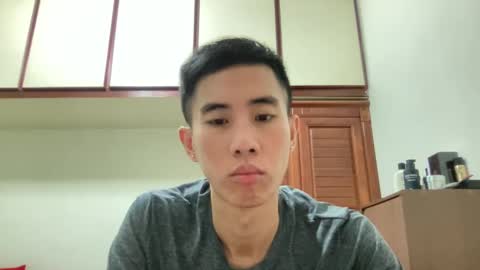 Snapshot of zseszsesz chatting on 12-02-24, 03:36 Z online show from 12-02-24, 03:36