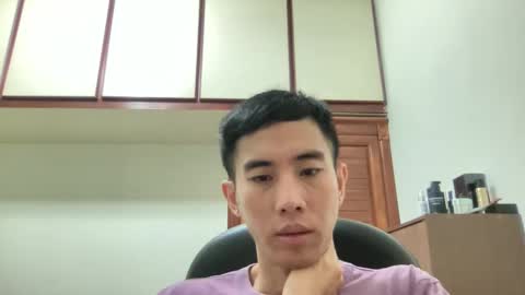 Snapshot of zseszsesz chatting on 12-12-24, 03:27 Z online show from 12-12-24, 03:27