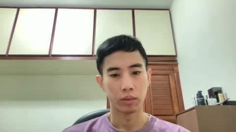 Snapshot of zseszsesz chatting on 12-14-24, 03:51 Z online show from 12-14-24, 03:51