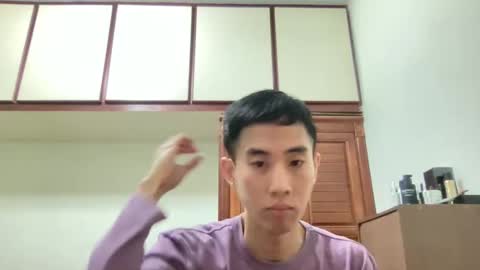 Snapshot of zseszsesz chatting on 12-14-24, 03:47 Z online show from 12-14-24, 03:47