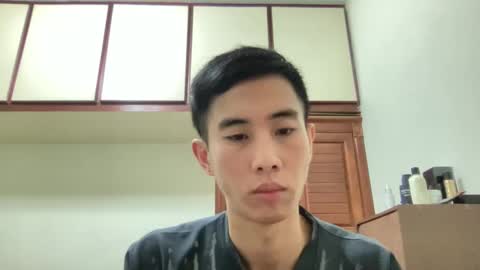 Snapshot of zseszsesz chatting on 12-18-24, 02:49 Z online show from 12-18-24, 02:49