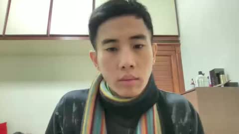 Snapshot of zseszsesz chatting on 01-10-25, 05:24 Z online show from 01-10-25, 05:24