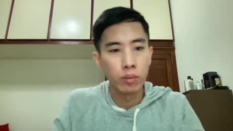 Snapshot of zseszsesz chatting on 02-02-25, 03:32 Z online show from 02-02-25, 03:32