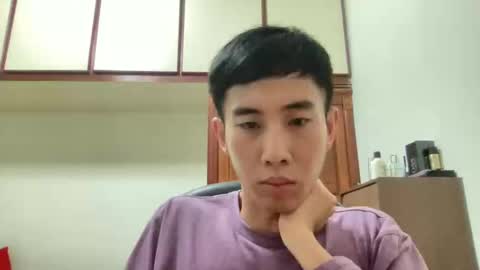 Snapshot of zseszsesz chatting on 02-15-25, 03:39 Z online show from 02-15-25, 03:39