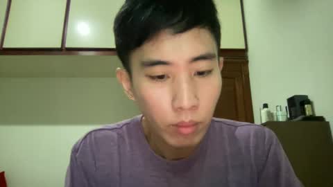 Snapshot of zseszsesz chatting on 02-16-25, 03:26 Z online show from 02-16-25, 03:26