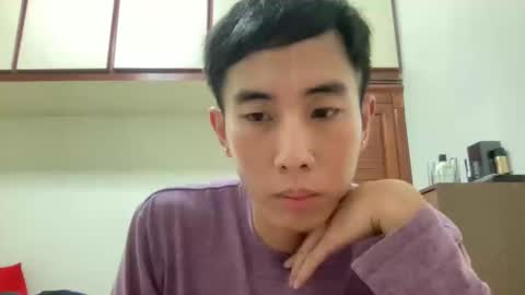 Snapshot of zseszsesz chatting on 02-16-25, 03:16 Z online show from 02-16-25, 03:16