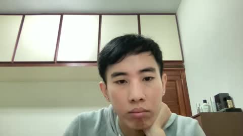 Snapshot of zseszsesz chatting on 02-22-25, 03:23 Z online show from 02-22-25, 03:23