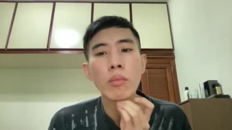 Snapshot of zseszsesz chatting on 02-28-25, 03:15 Z online show from 02-28-25, 03:15