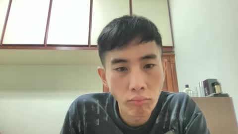 Snapshot of zseszsesz chatting on 02-28-25, 03:26 Z online show from 02-28-25, 03:26