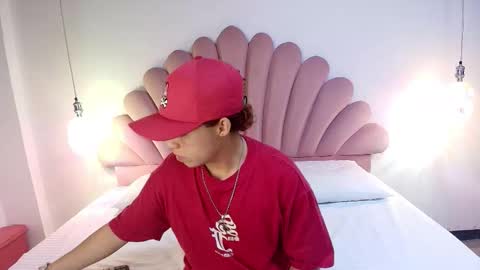 Snapshot of zukulankurozaki chatting on 11-10-25, 03:38 Zukulan online show from 11-10-25, 03:38