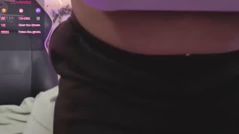 Snapshot of zury_tay chatting on 07-21-26, 11:34 ZURY online show from 07-21-26, 11:34
