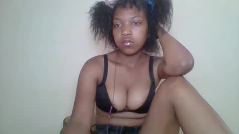 zyraelle_01 online show from 05-05-26, 10:34