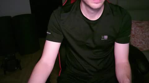 Snapshot of zyriosben chatting on 10-15-25, 09:42 zyriosben online show from 10-15-25, 09:42