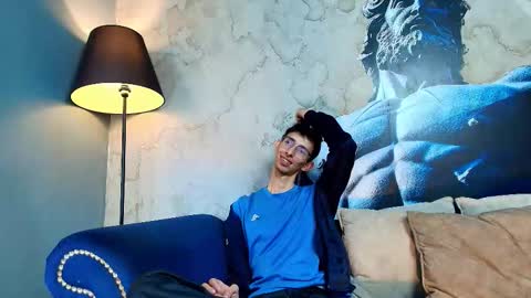 Zyro Nigth online show from 12-03-25, 07:23