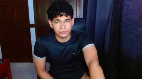 Snapshot of zyrosxk chatting on 04-29-26, 11:58 antonio felipe online show from 04-29-26, 11:58
