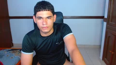 Snapshot of zyrosxk chatting on 05-14-26, 07:59 antonio felipe online show from 05-14-26, 07:59