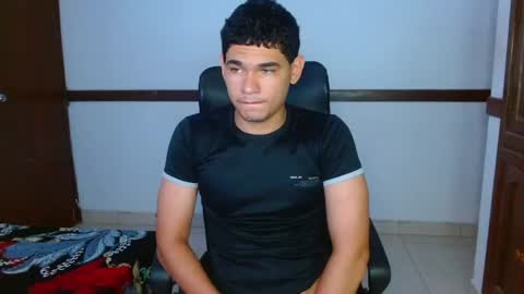 Snapshot of zyrosxk chatting on 05-24-26, 08:41 antonio felipe online show from 05-24-26, 08:41