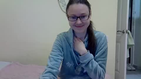 Snapshot of zyuhre chatting on 02-03-25, 09:29 Zyuhre online show from 02-03-25, 09:29