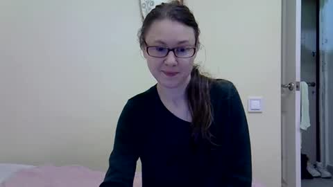 Snapshot of zyuhre chatting on 02-09-25, 10:11 Zyuhre online show from 02-09-25, 10:11