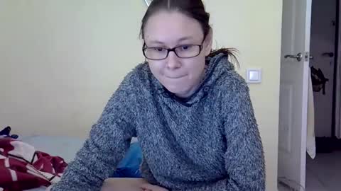 Snapshot of zyuhre chatting on 10-05-25, 12:03 Zyuhre online show from 10-05-25, 12:03