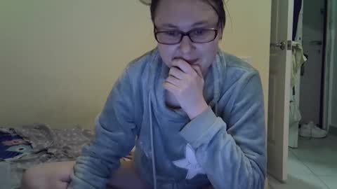 Zyuhre online show from 12-16-25, 02:11