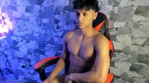 zyzz_1812 online show from 06-18-26, 06:23