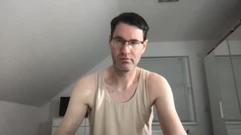 Snapshot of zzz123_cam chatting on 01-05-25, 04:38 zzz123_cam online show from 01-05-25, 04:38