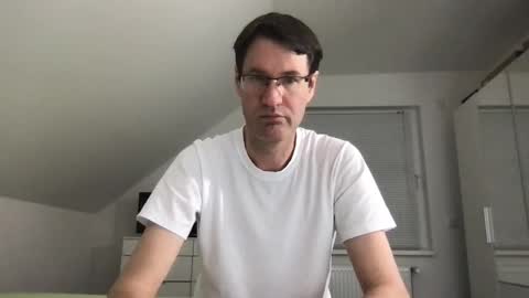 Snapshot of zzz123_cam chatting on 03-07-25, 03:28 zzz123_cam online show from 03-07-25, 03:28