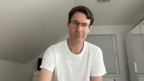 zzz123_cam online show from 04-21-26, 03:07